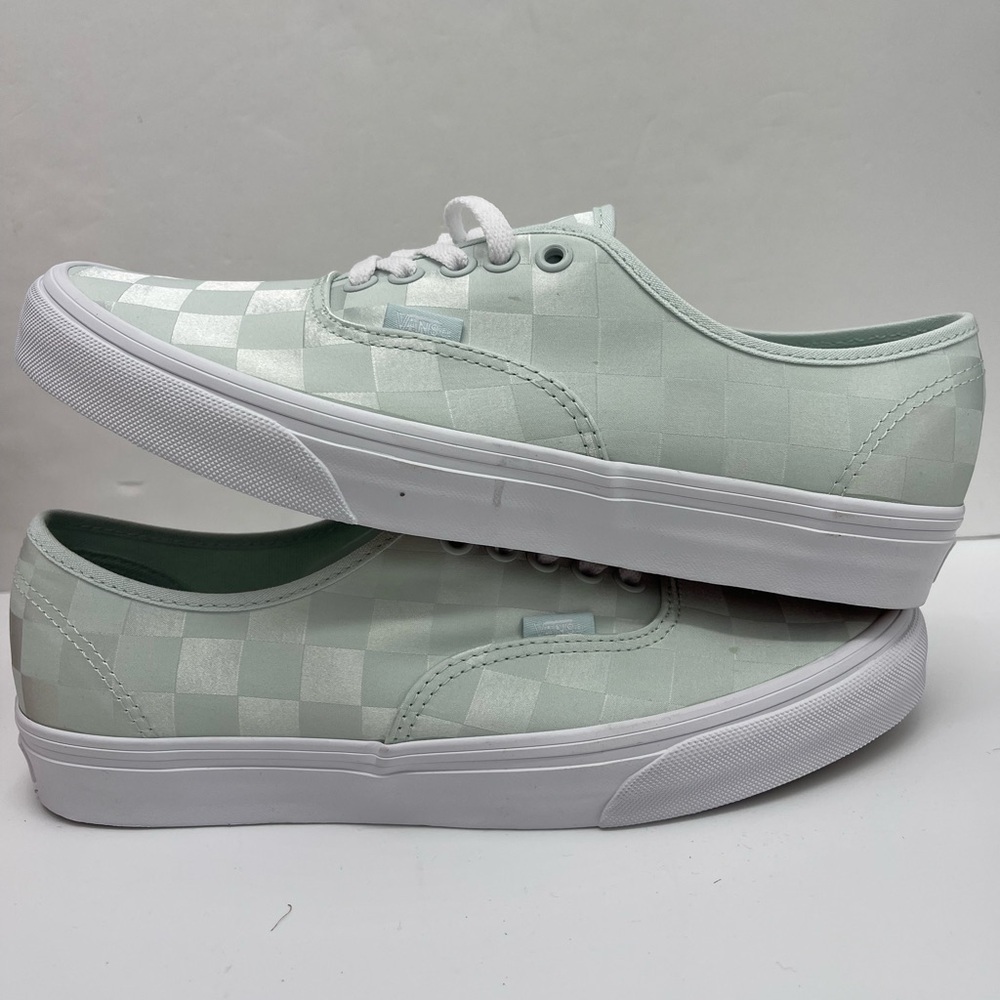 Vans Men’s Authentic
Satin Checkerboard Spa BI Sneakers
VN000D6G887 - Picture 14 of 16